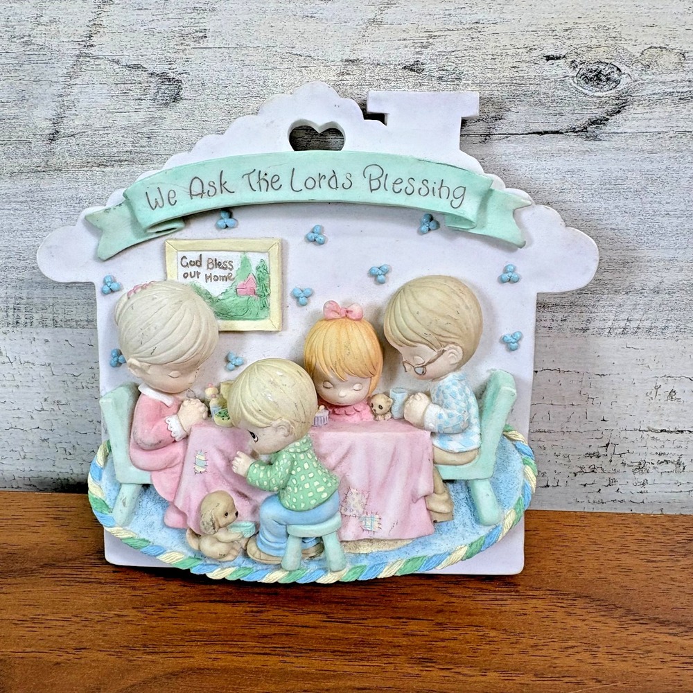 Enesco Precious Moments  We Ask The Lords Blessings  Wall Plaque Teardrop